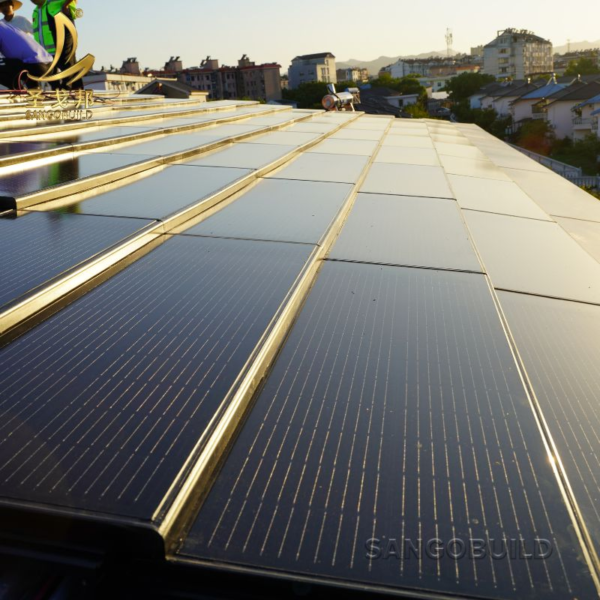 Eco-Friendly Roofing Materials Green House Villa Rooftop Solar Roof Tiles Photovoltaic System