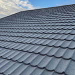 High-Quality Waterproof and Corrosion Resistance Stone Coated Roof Tiles for Villas