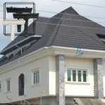 UV-Resistant Roof Rain Gutters Wholesale Plastic Downspout White Black Water Pipe Fitting with Leaf Filter UPVC Roofing Water Collector